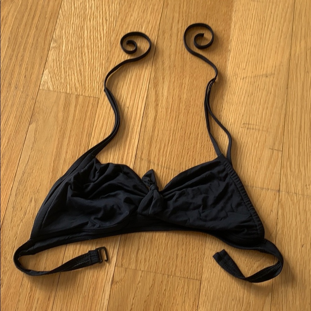 Black bikini top size medium